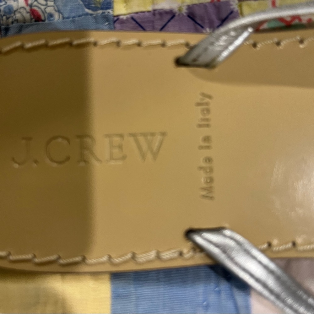 Vineyard Vine - image 4